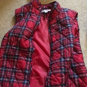 Women’s large plaid vest